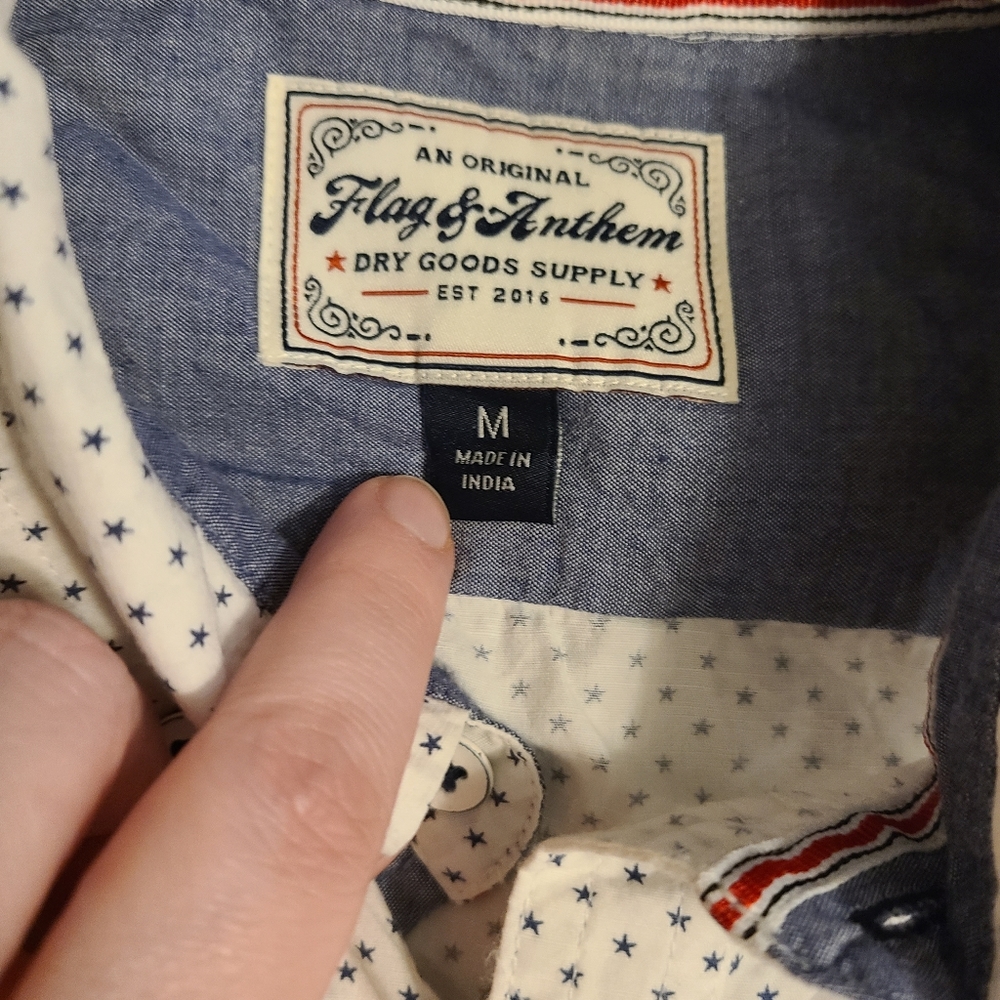 Men's Button Up - Picture 3 of 7